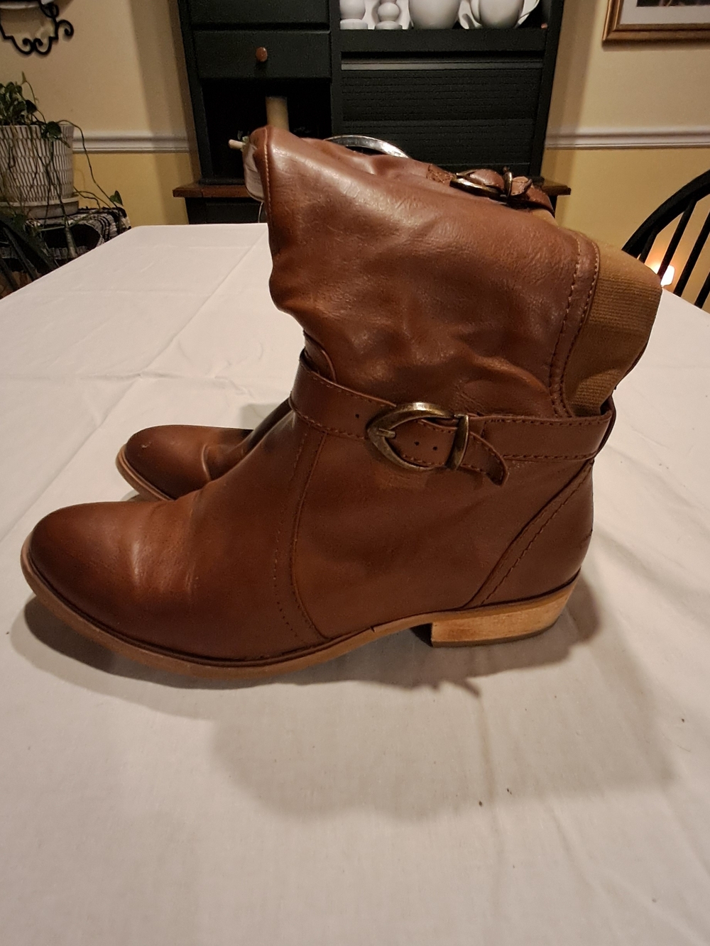 Bare Traps Women's Brown Leather Boots with Buckle Detail Size 8M
